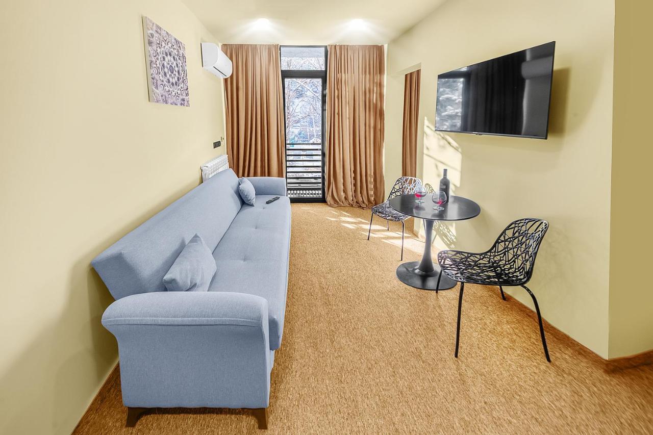 Lalo Hotel Abastumani Zewnętrze zdjęcie